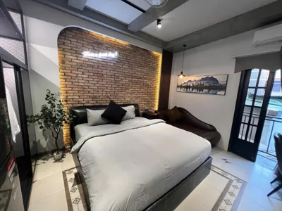 KnK Inn Boutique Hotel and Rooftop Sports Pub – Fotos 6